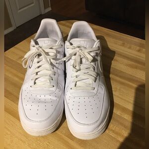 Men Nike Air Tennis Shoes.